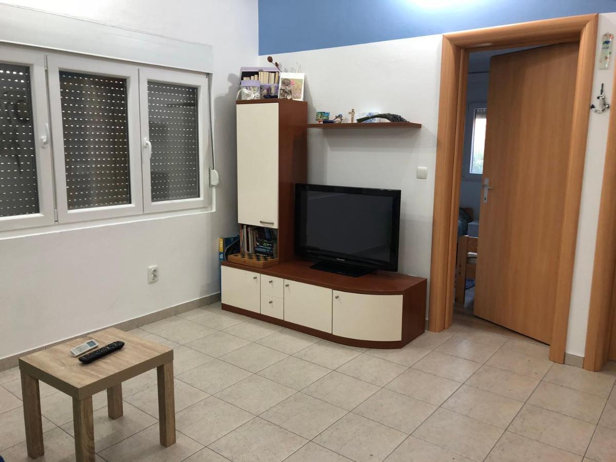 Apartman Luka Vir Apartment Exterior photo