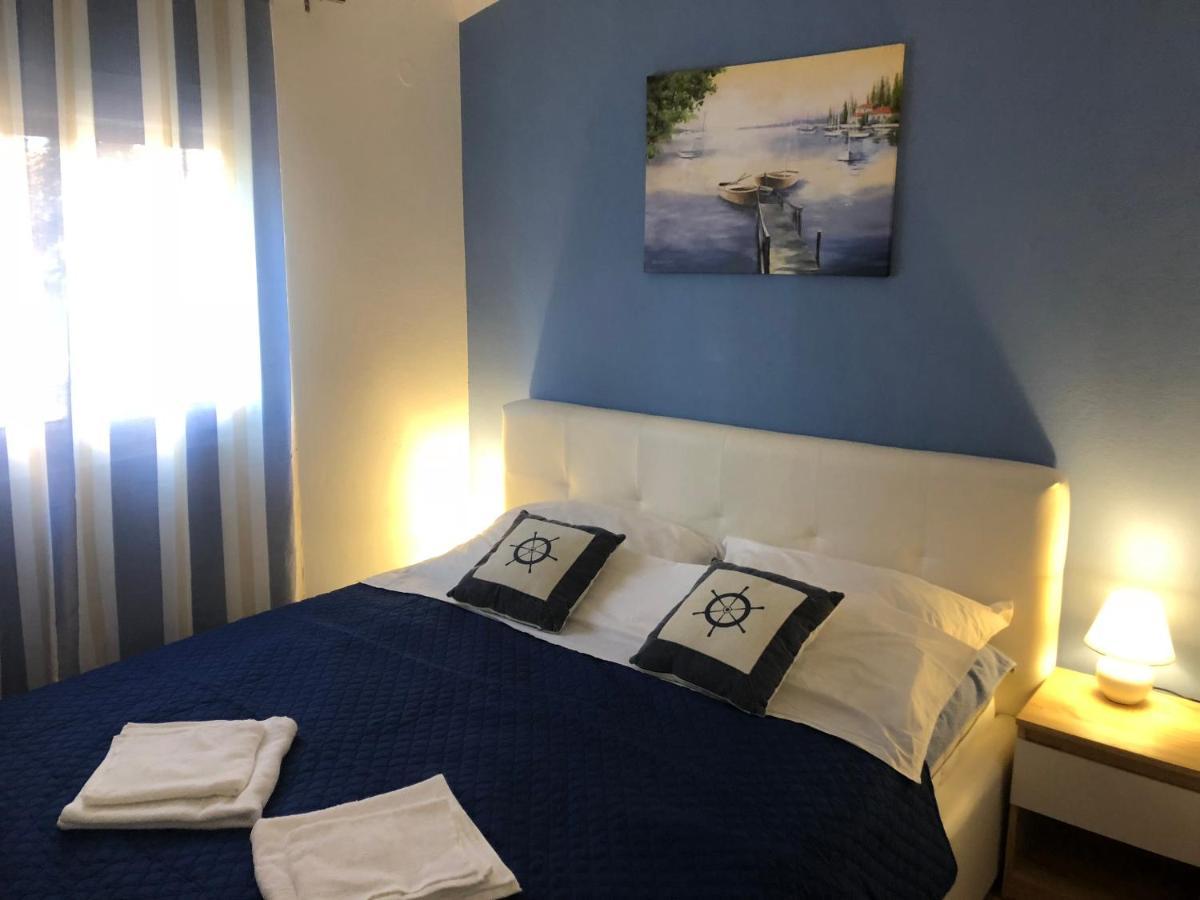 Apartman Luka Vir Apartment Exterior photo