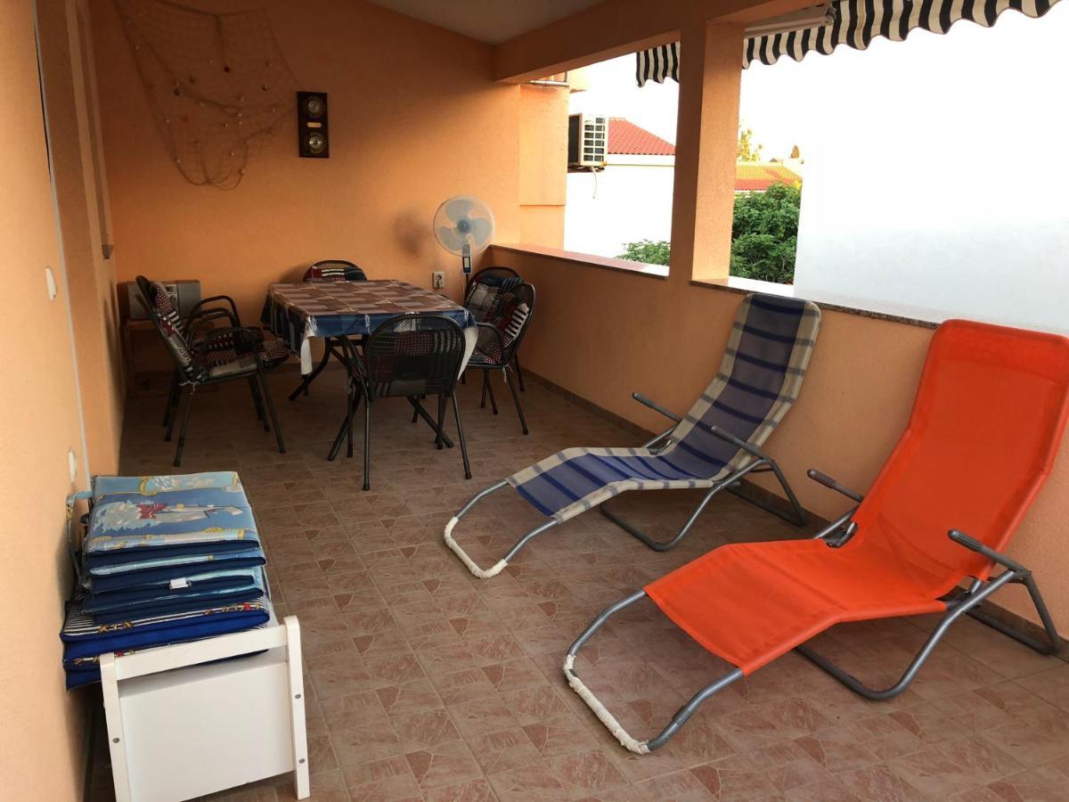 Apartman Luka Vir Apartment Exterior photo