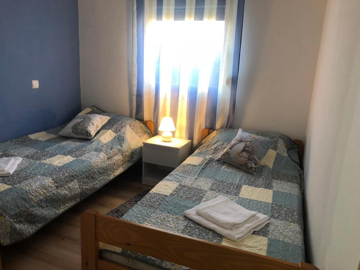 Apartman Luka Vir Apartment Exterior photo